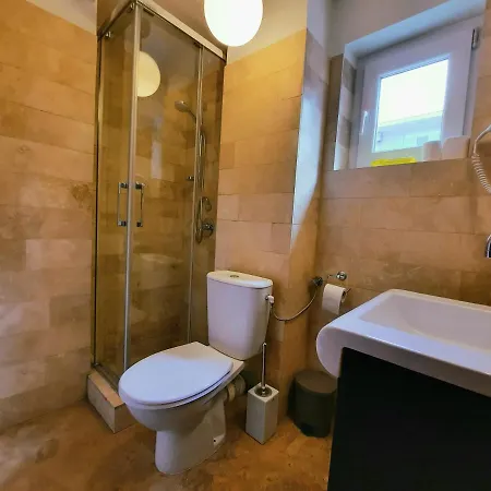 Alisia 公寓 马马亚