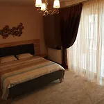 Alisia Apartment