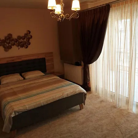 Alisia Apartment